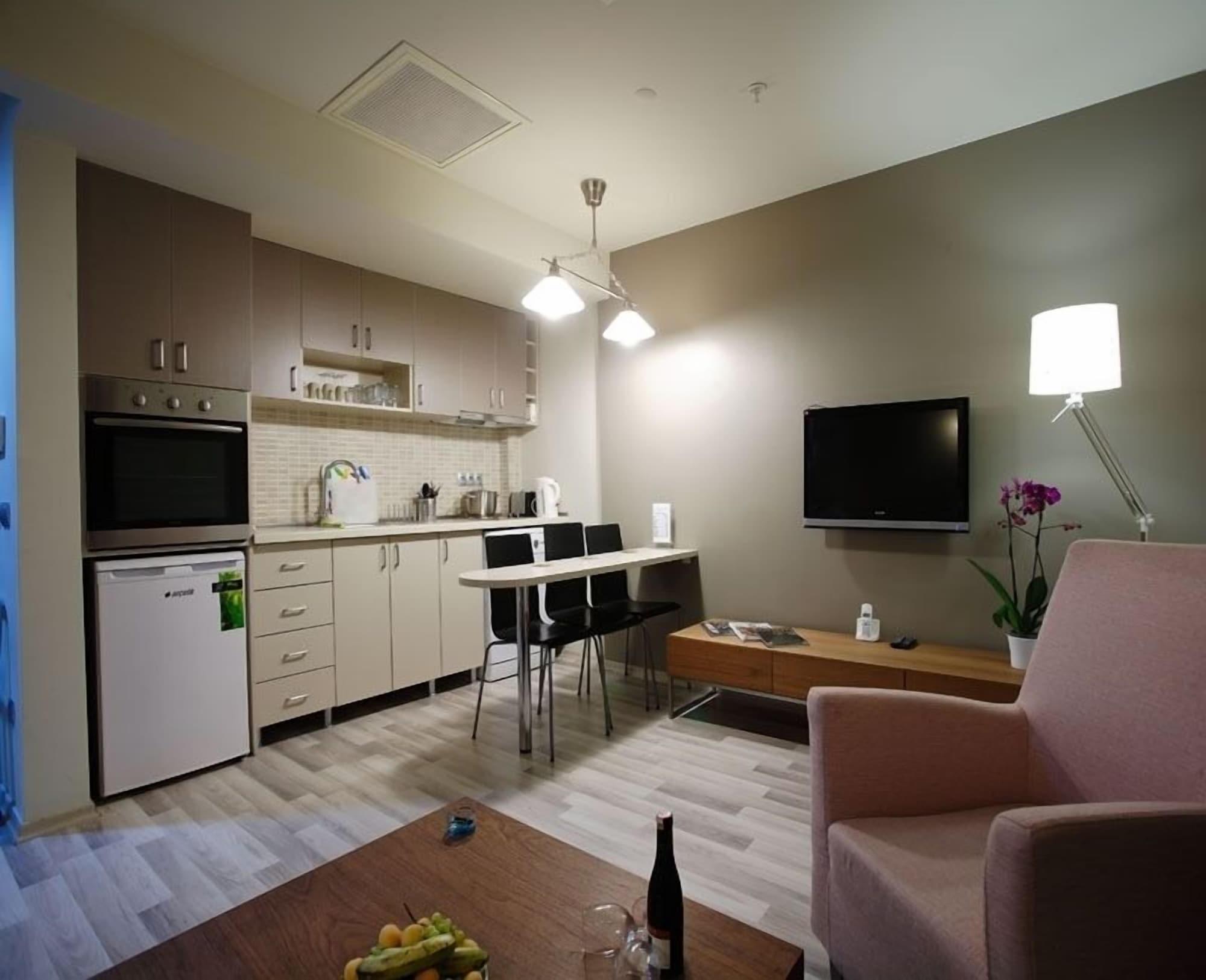 Home Stay Home Sisli Istanbul Bagian luar foto